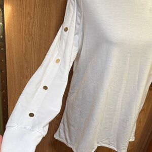 Pappagallo White Long Sleeve Tee with Gold Accents